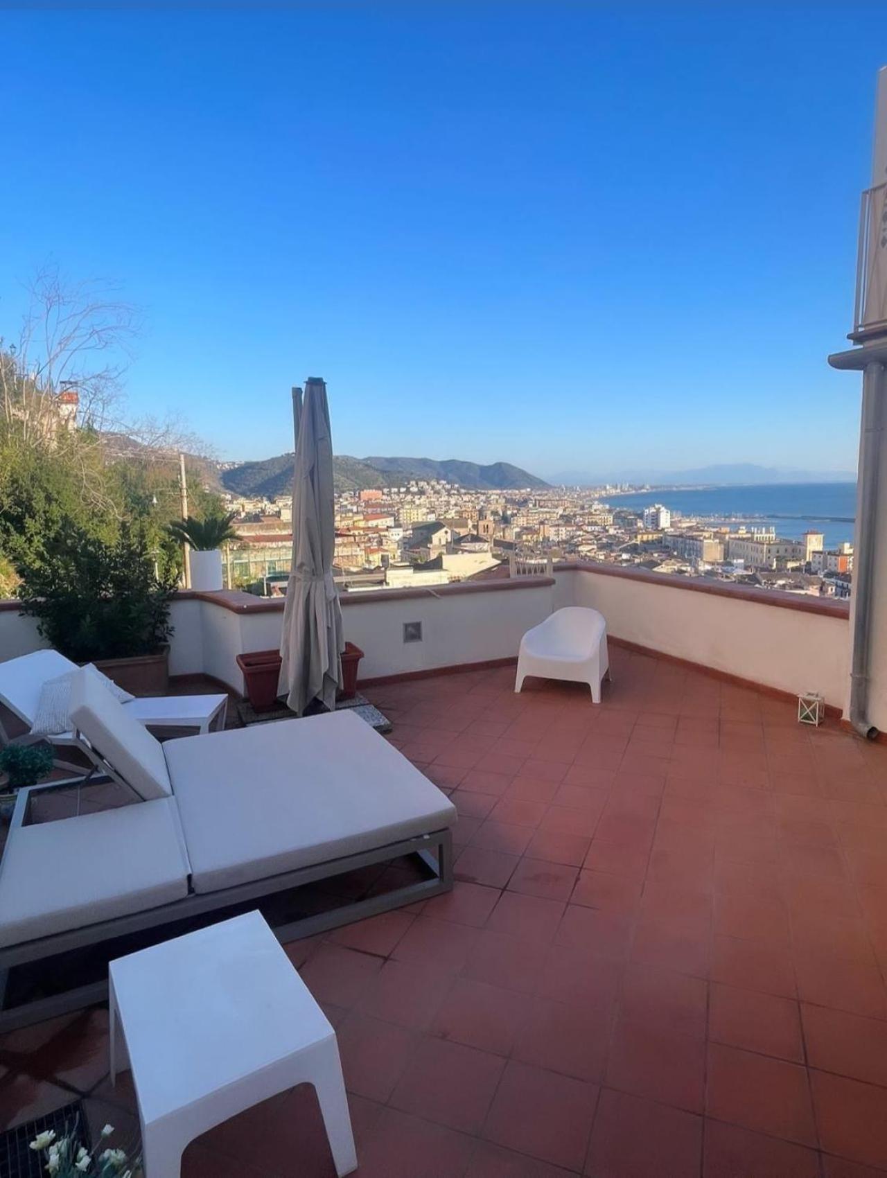 Apartmán Ti Racconto Il Mare Salerno Exteriér fotografie