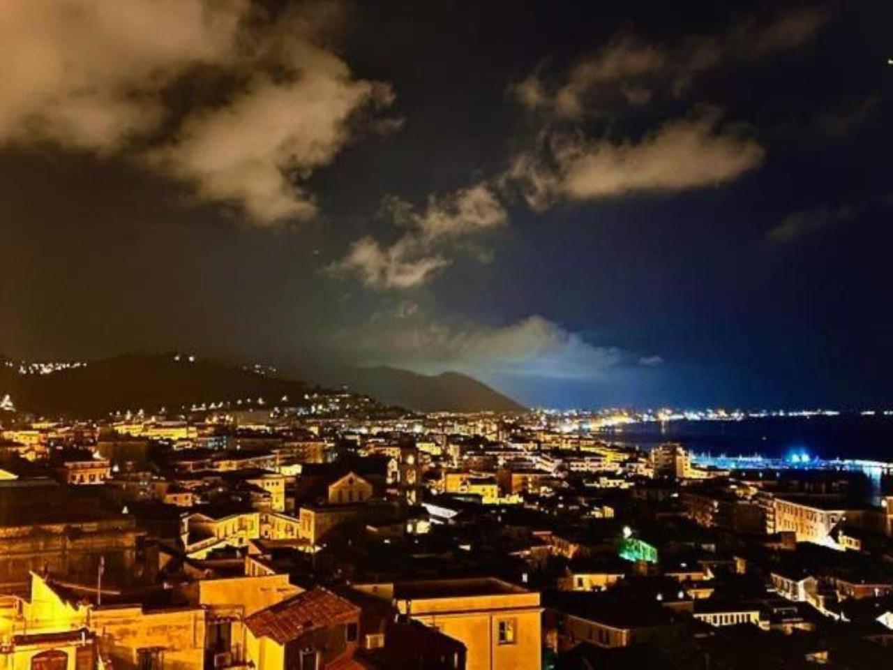 Apartmán Ti Racconto Il Mare Salerno Exteriér fotografie
