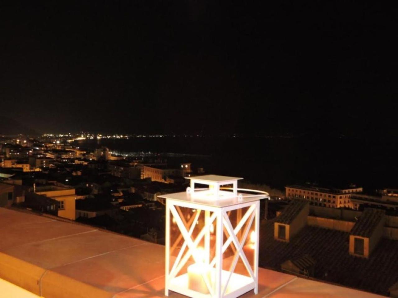 Apartmán Ti Racconto Il Mare Salerno Exteriér fotografie