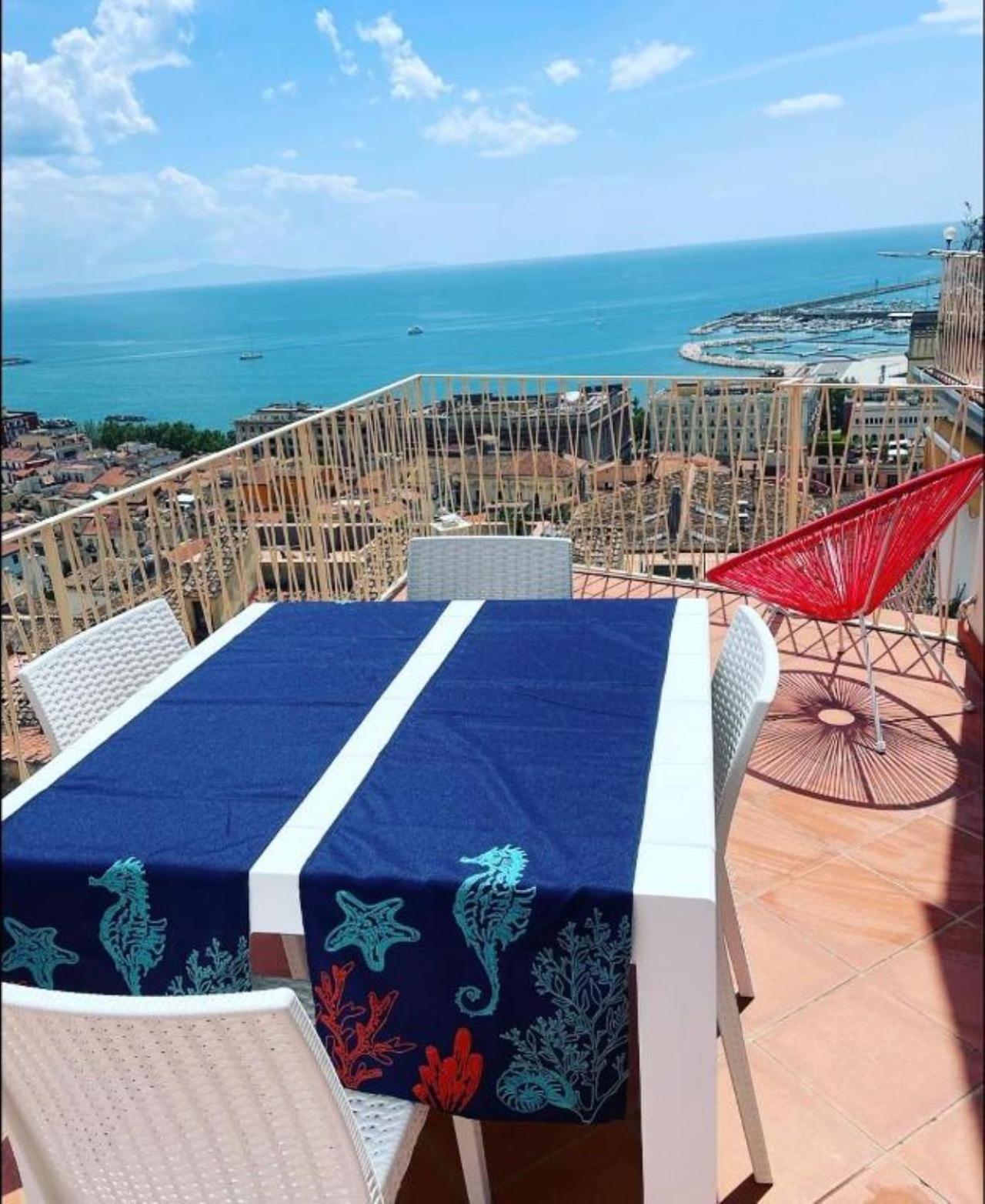 Apartmán Ti Racconto Il Mare Salerno Exteriér fotografie
