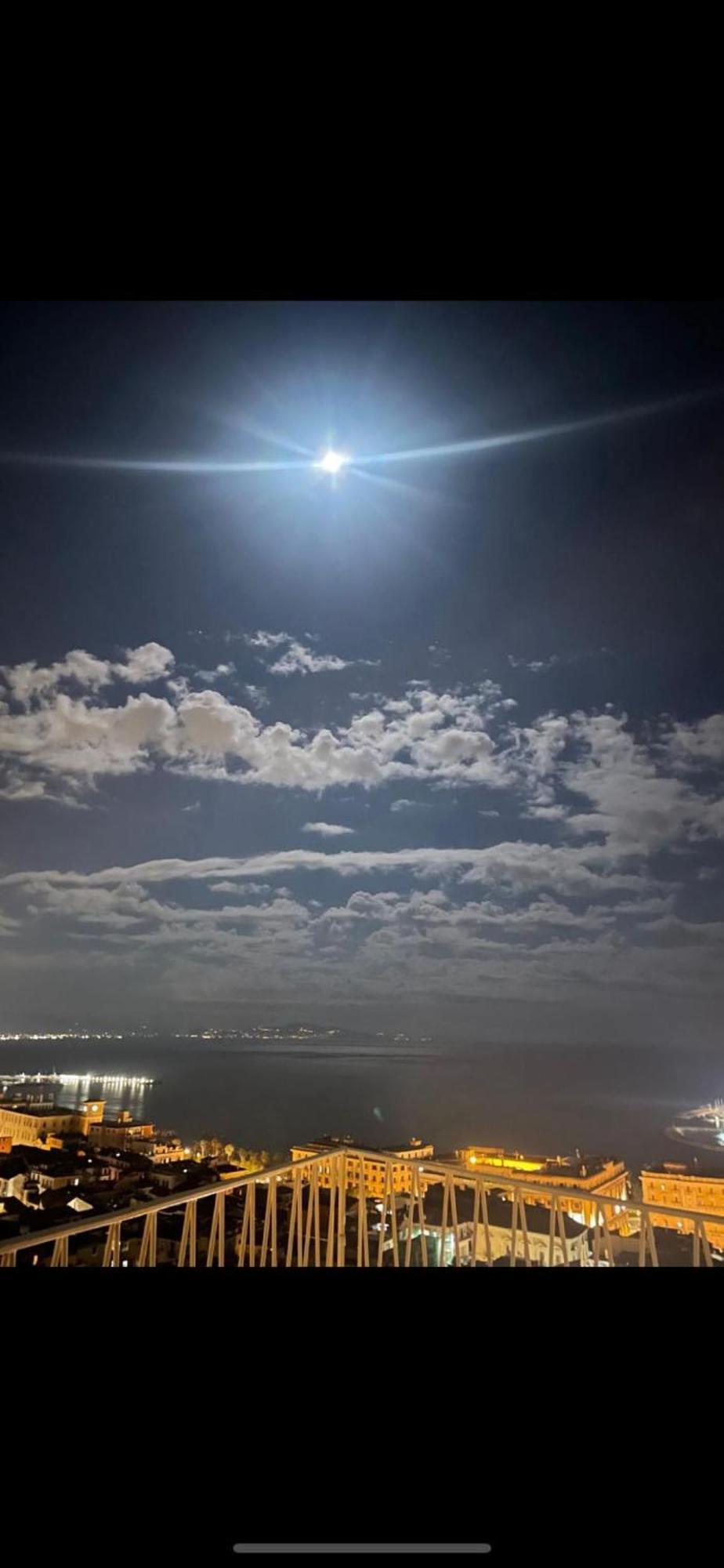 Apartmán Ti Racconto Il Mare Salerno Exteriér fotografie